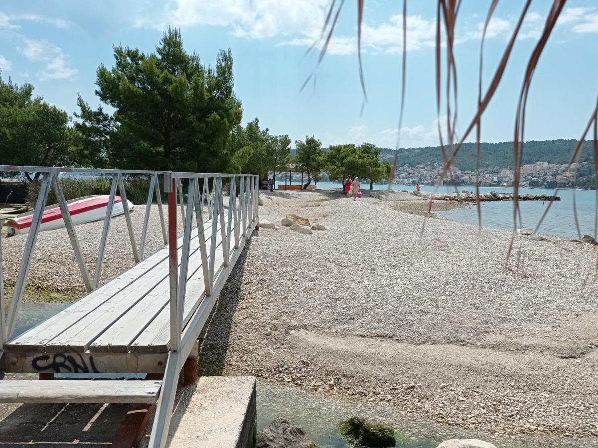 Studio Apartment With Balcony Trogir Luaran gambar